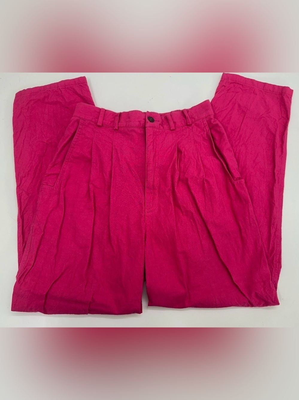 Women’s bright fuchsia vintage pleated cotton pants